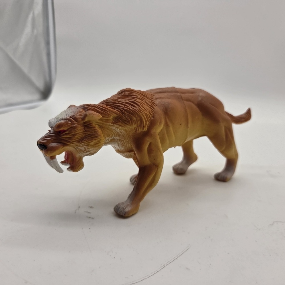 Vintage 1989 Imperial Sabertooth Tiger Toy 8" Figure Sabre Tooth Prehistoric